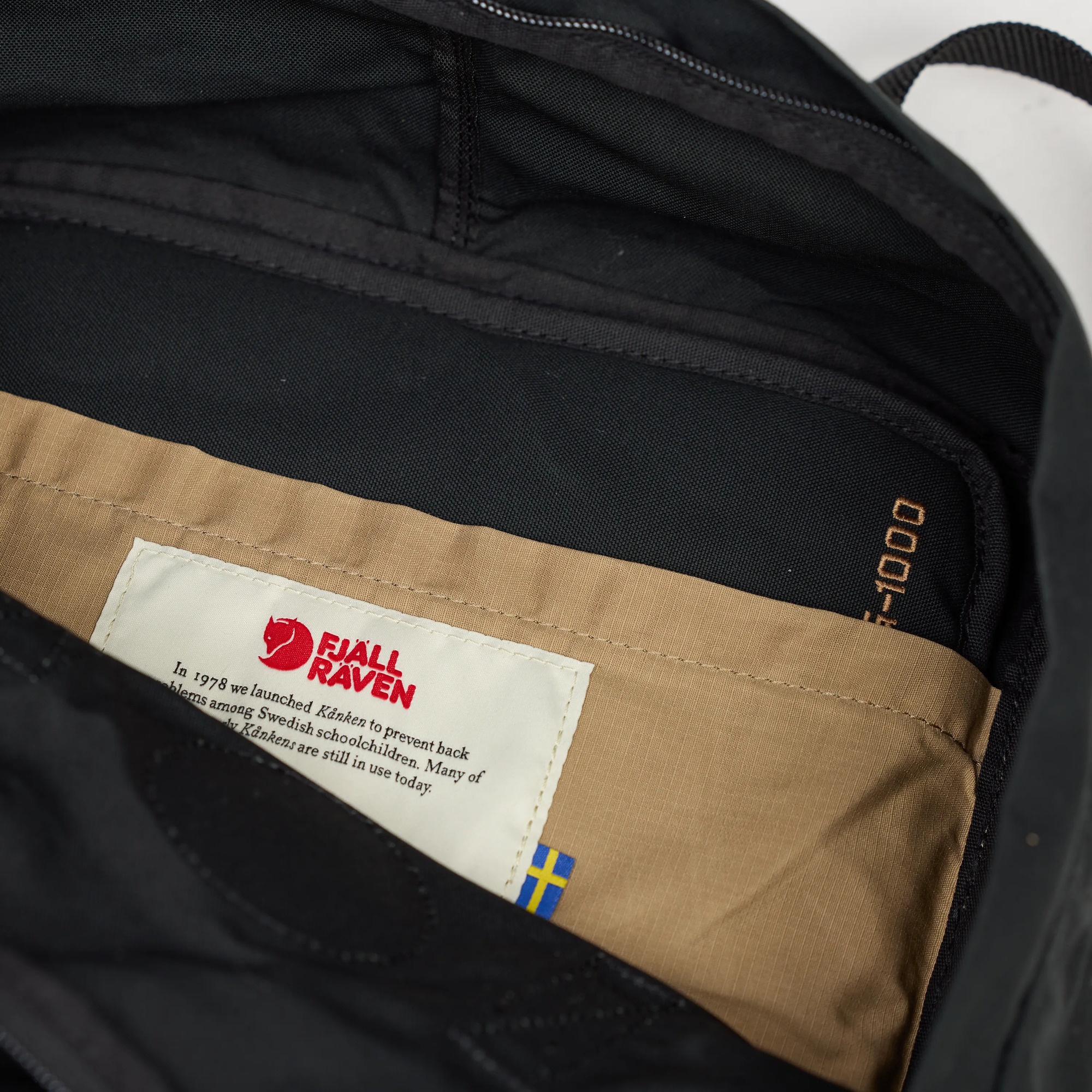 Fjällräven Kånken No. 2 Black - Image 6