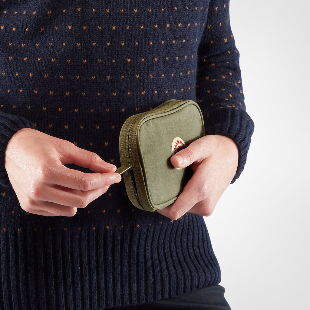Fjällräven Kånken Travel Wallet - Image 5