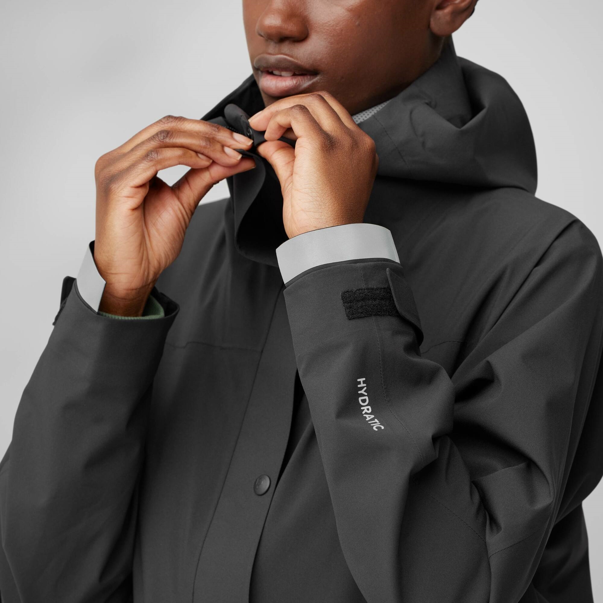 Fjällräven Vardag Rain Parka Dame - Image 9