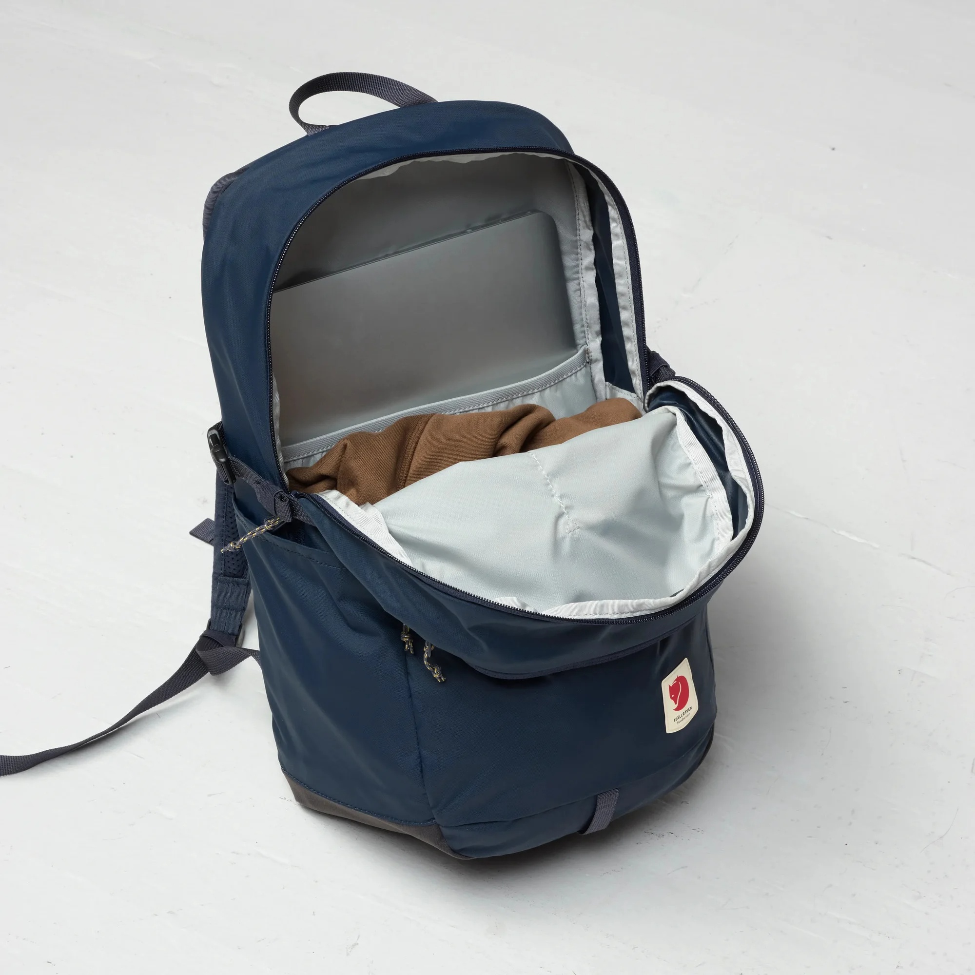 Fjällräven High Coast Backpack 24 - Image 12